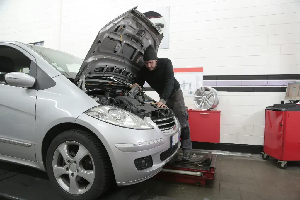 Mechanik samochodowy z Lublina